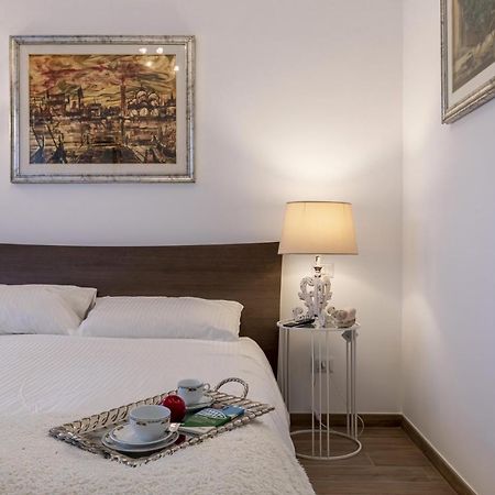 Luminoso Appartamento Con Terrazzo A La Storta Roma Exterior foto