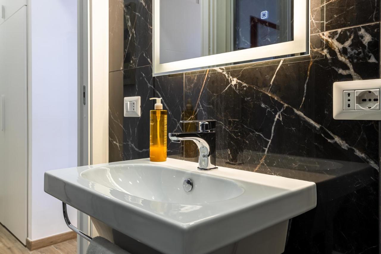 Luminoso Appartamento Con Terrazzo A La Storta Roma Exterior foto